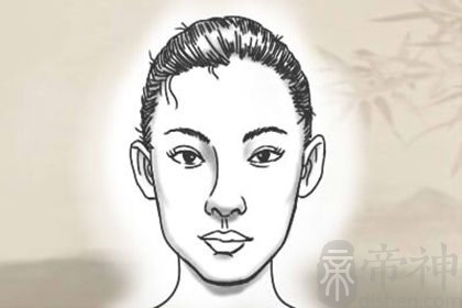 女人腮骨突出图片